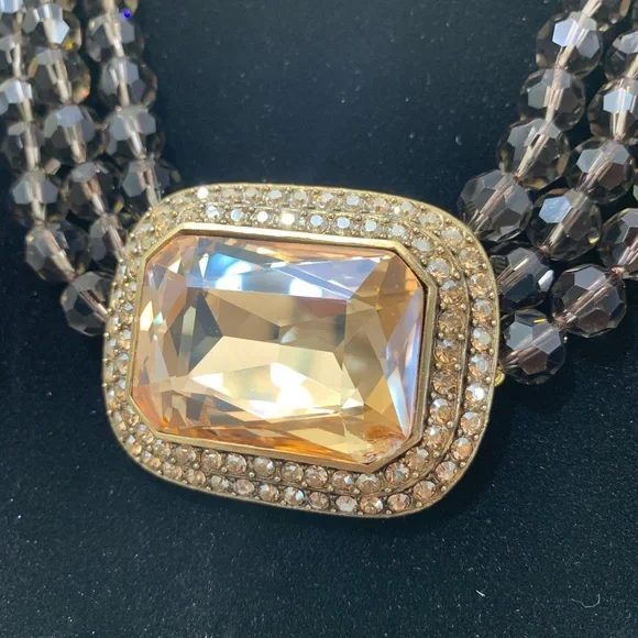 Stunning Heidi Daus “Tailored to Please” Necklace - Picture 2 of 6